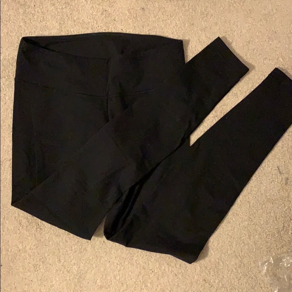EUC mid rise lululemon wunder under pant
